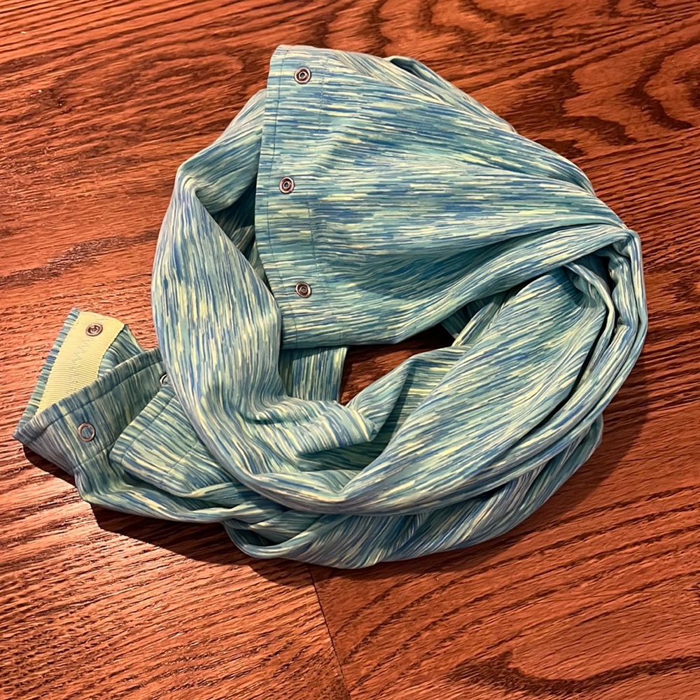 Ivivva button infinity scarf